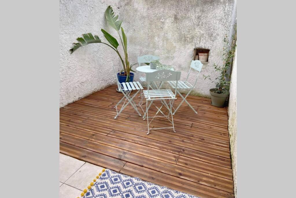 Superbe Appartement En Pierre Fraichement Renove Bernis Exterior foto